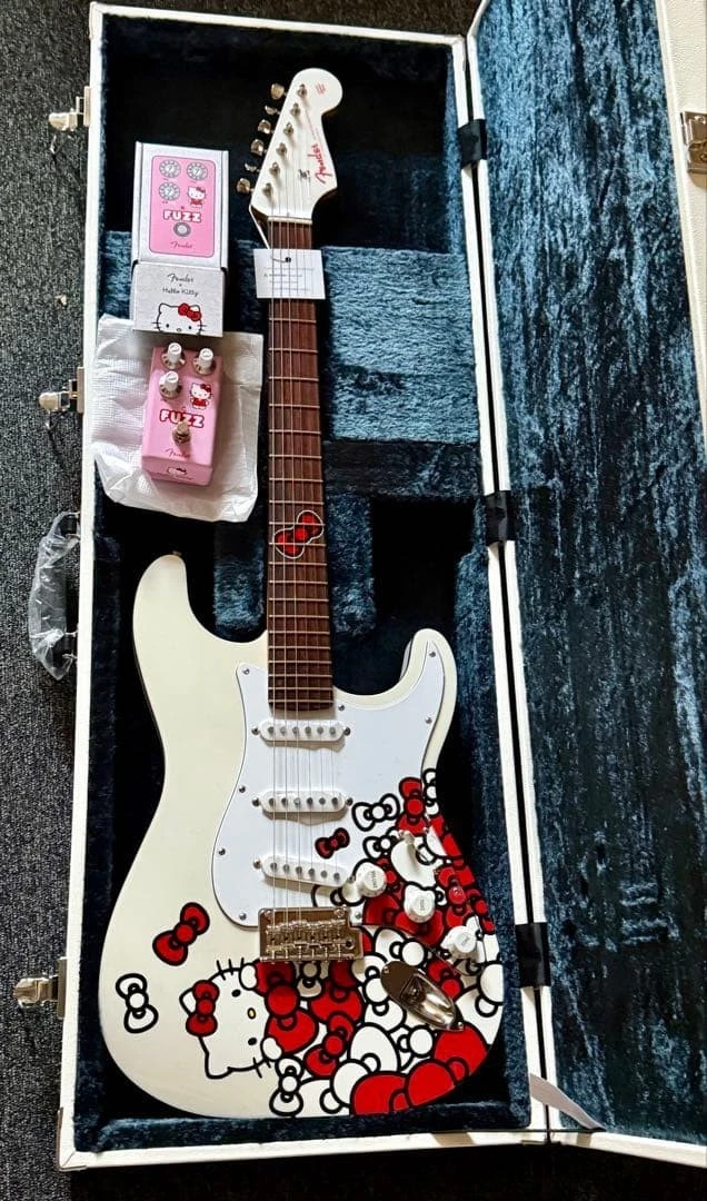 Fender Hello Kitty Guitar for sale | eBay