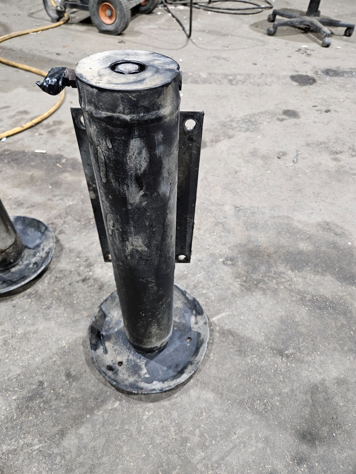 used power gear hydrolic leveling jacks 08 holiday rambler rv