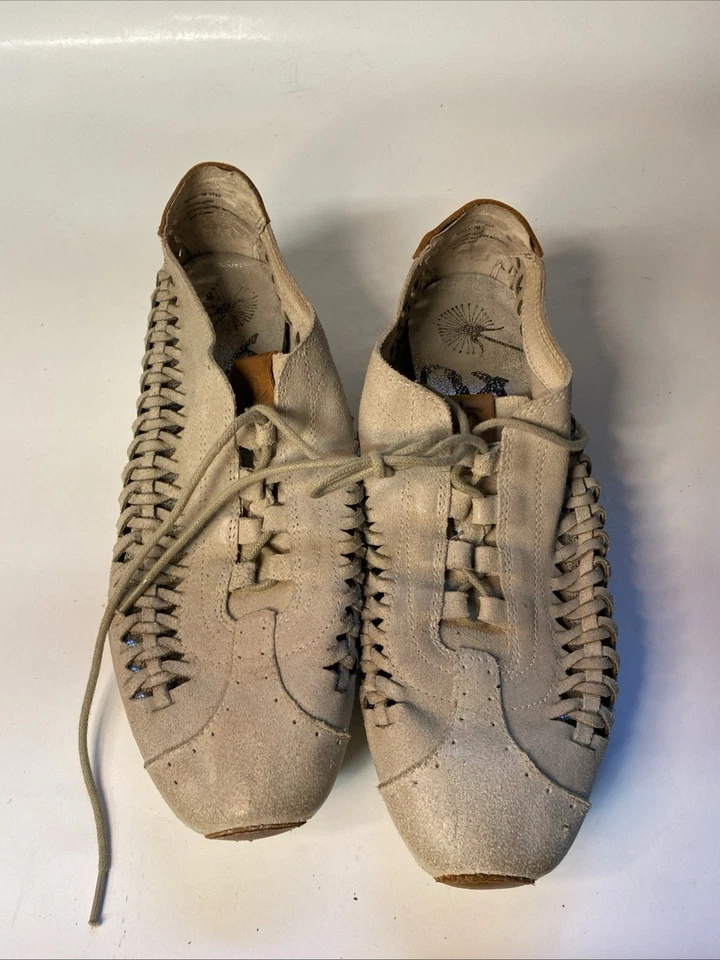 Women's OTBT NEBULA Grey Silver Lace-Up City Sneaker Athletic Shoes Size 7 - Изображение 2 из 4