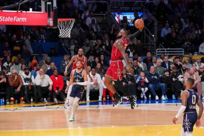 Lebron James American Basketball Player Stars Match Wall Art - POSTER 20''x30''