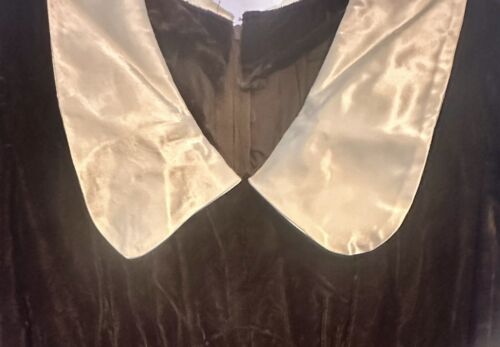 Vintage Crushed Velvet Chocolate Brown White Satin Collar Cuffs Dress Gown 40s - Picture 2 of 6
