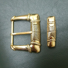 40 - 42 mm Cast Zinc Gold Tone Fashion Belt Buckle Belt Loop Set