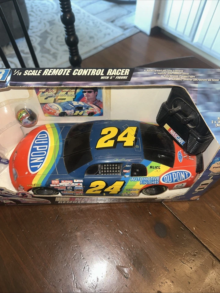Toy Biz Jeff Gordon #24 Depont NASCAR 1/8 Scale Remote Control Car NIB Vintage - Image 2 of 4