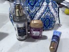 New 4-Piece Gift Set Bath & Body Works Vera Bradley Blue Medallion Cosmetic Bag — photo 2