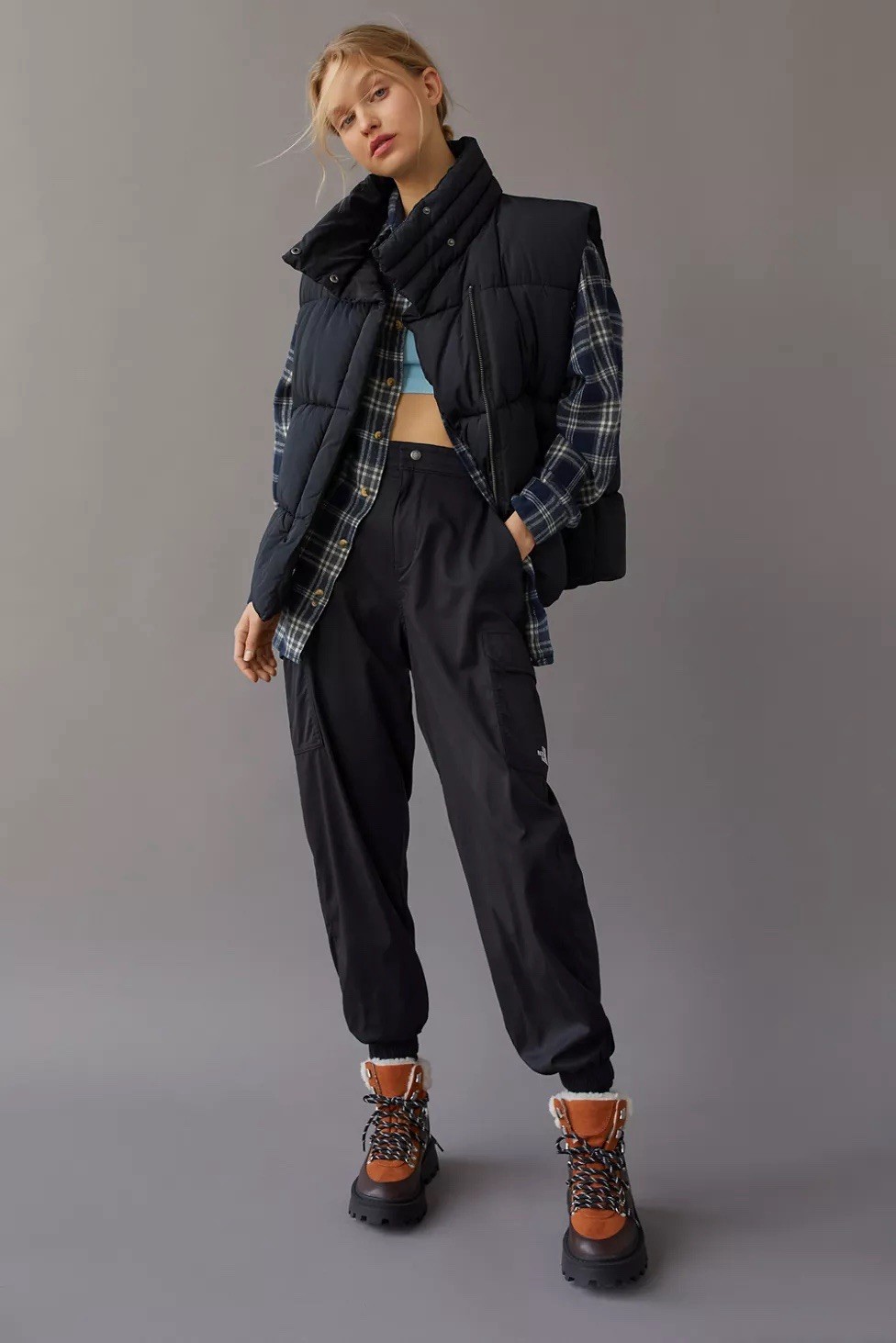 NEW Women’s The North Face Karakash Cargo Utility Pants Black Gorpcore Size 6