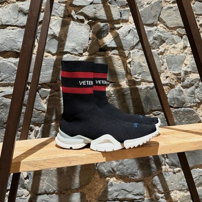 Vetements x Reebok Black Sock Pump Logo High-top Sneakers - 10 US