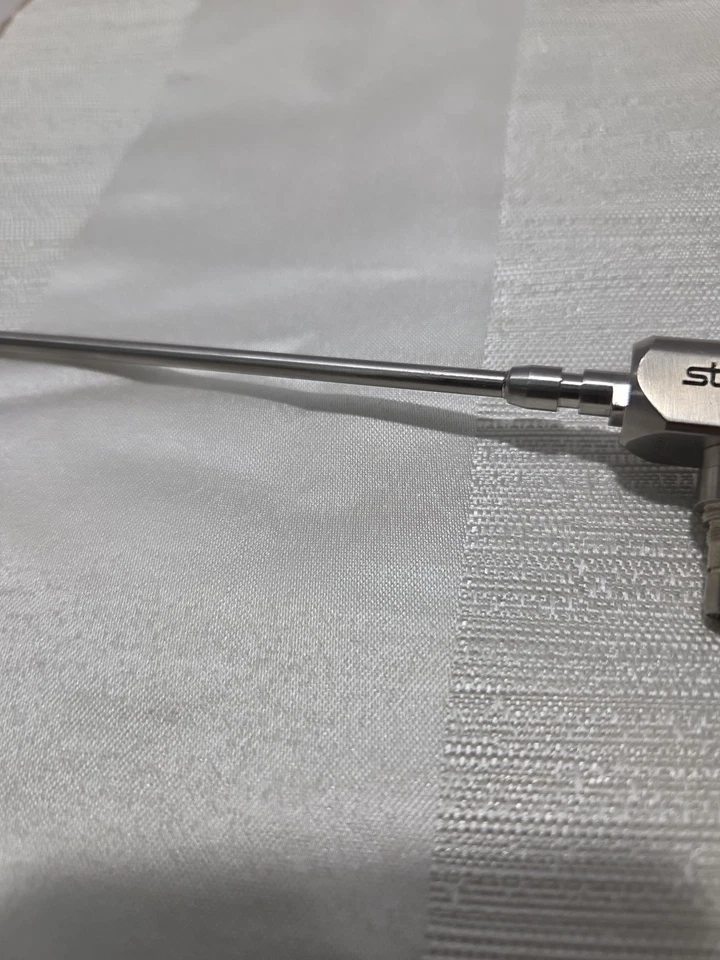 Stryker 502-477-071, 4mm 70° SpeedLock Autoclavable Arthroscope Nice  - Image 4 of 4