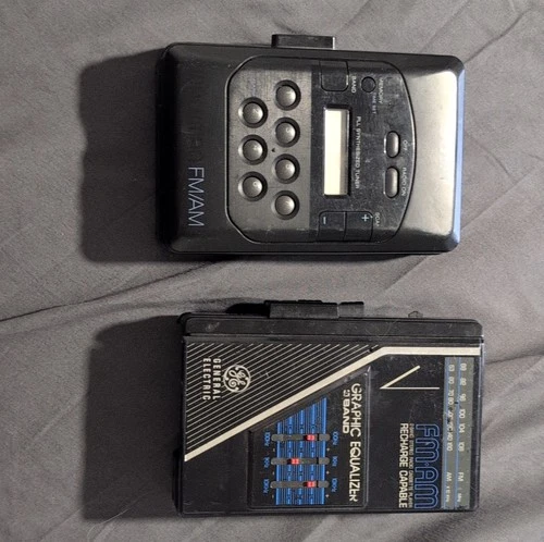 Lot of 2, Sony & GE walkman/casset player. Untested/as-is