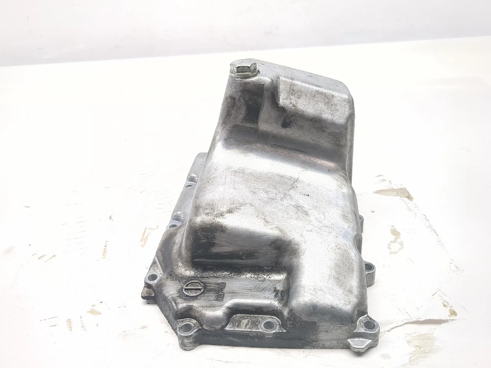 Нижний поддон для масла двигателя Suzuki GSXR 1000 09–16 годов выпуска - Изображение 3 из 4