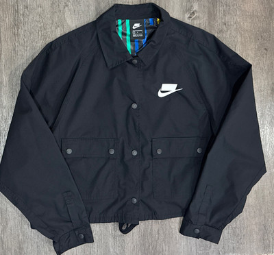 Nike Sportswear NSW Woven Jacket Womens CV9031-010 Black Cropped Relaxed