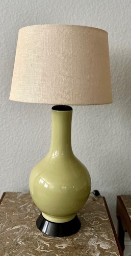 Pair of MCM Designer Richard Lindley Melrose Place Celadon Porcelain Table Lamps - Picture 7 of 20