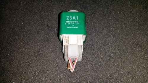 Mazda 323F 1997 Relay module 0568002120, z5a1 #117972-21