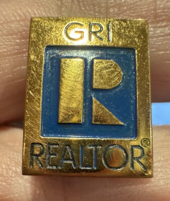 Tie Tack Tie Pin Shiny Gold Tone