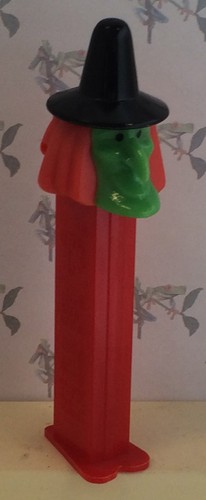 PEZ - Halloween Series - Choose Character from Menu- Use for Crafts - Picture 26 of 82