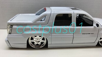 JADA BTK 2002 CADILLAC ESCALADE EXT 1:24 WHITE | eBay
