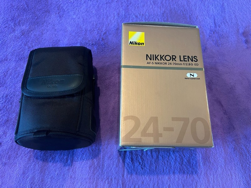 Nikon Nikkor Camera Lens AF-S 24-70mm f/2.8G ED (Estate Sale)