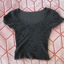Brandy Melville Women s Gray/Black Animal Pri...