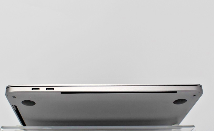 Apple MacBook Pro 13-inch 2.3 GHz 1TB SSD 16GB RAM Touch Bar