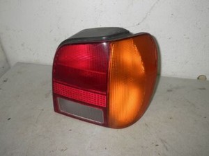 Rücklicht Heckleuchte rechts komplett mit Lampenträger 6N0 945 258 A  POLO (6N1)