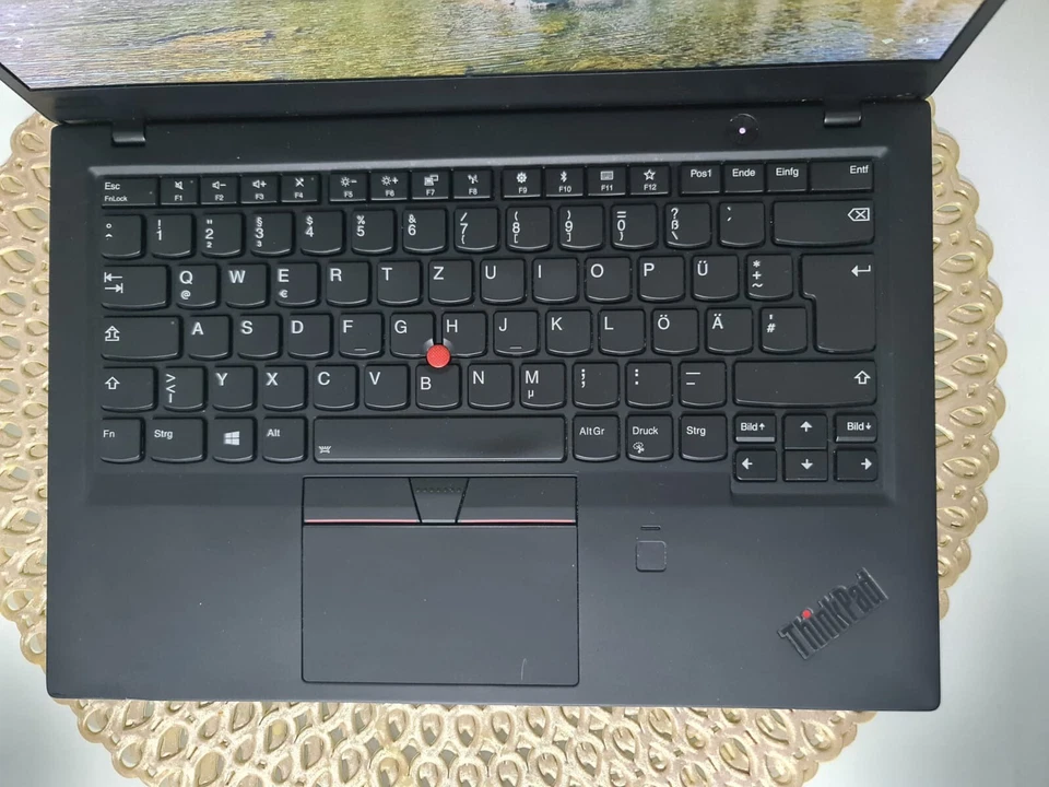 NOTEBOOK LENOVO X1 CARBON G6 14" INTEL I7-8650U 16GB SSD512GB FULL HD - Immagine 2 di 4