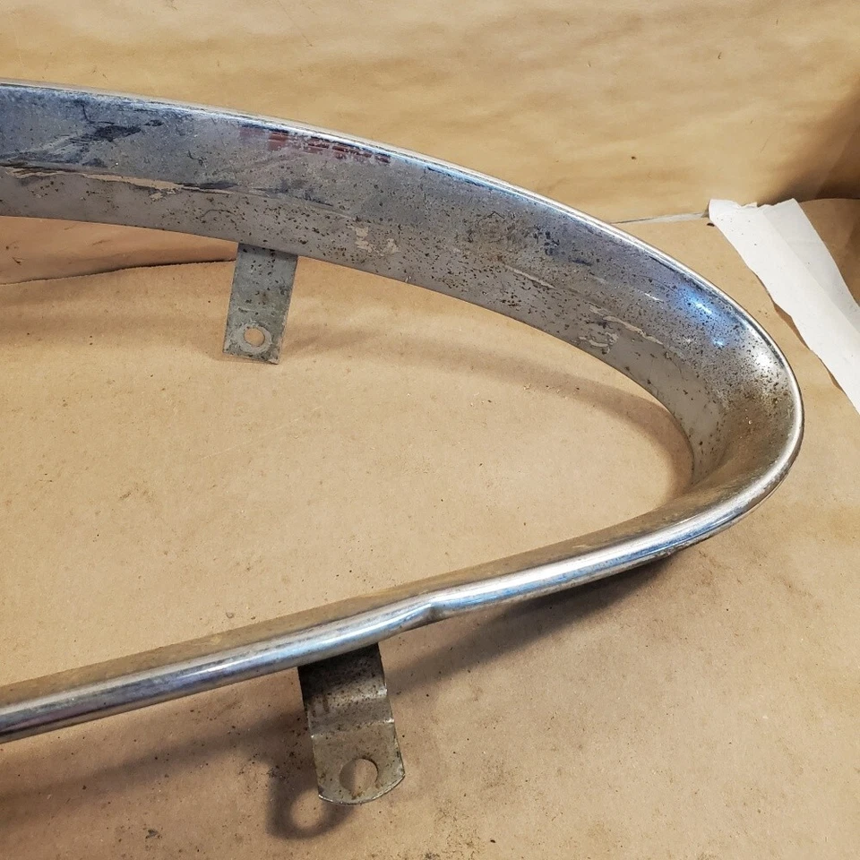 Austin Healey 100-6 3000 rejilla envolvente cromo moldura OEM 031-361 Foto 4 de 4