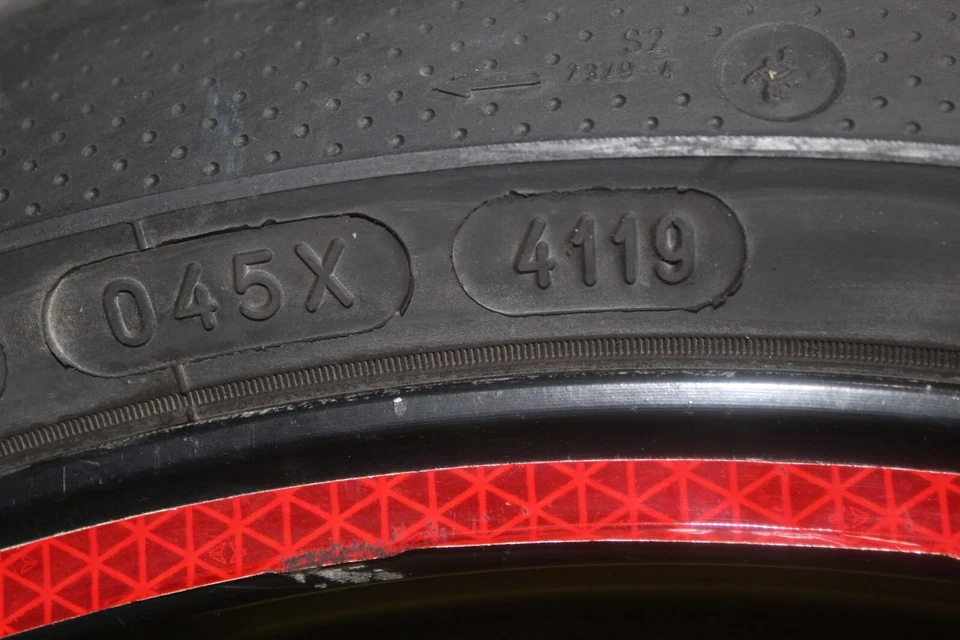 Llanta delantera Yamaha 2005 - 2009 FZ6 Y 2003 - 2012 YZF R6 R6S *TIENE ABOLLADURA * Foto 4 de 4