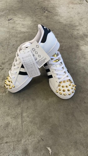 Adidas Stan Smith personalizzate con borchie, glitter, swarovski, stampe,  pelle | Il Maltese Lab - scarpe personalizzate
