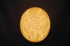 Straußeneilampe Elefant + Baby fine Art Lampenschirm Straussenei graviert S1