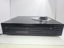 YAMAHA CDC-715 5 Disc CD Changer with new RCA cords
