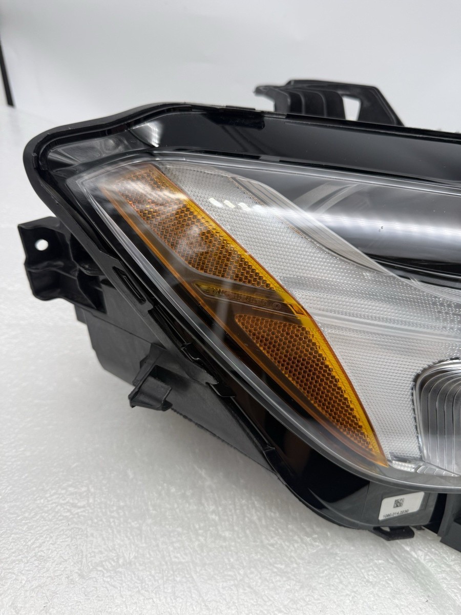 💥2018-2022 Volvo XC60 RIGHT SIDE PASS Full LED Adaptive Headlight