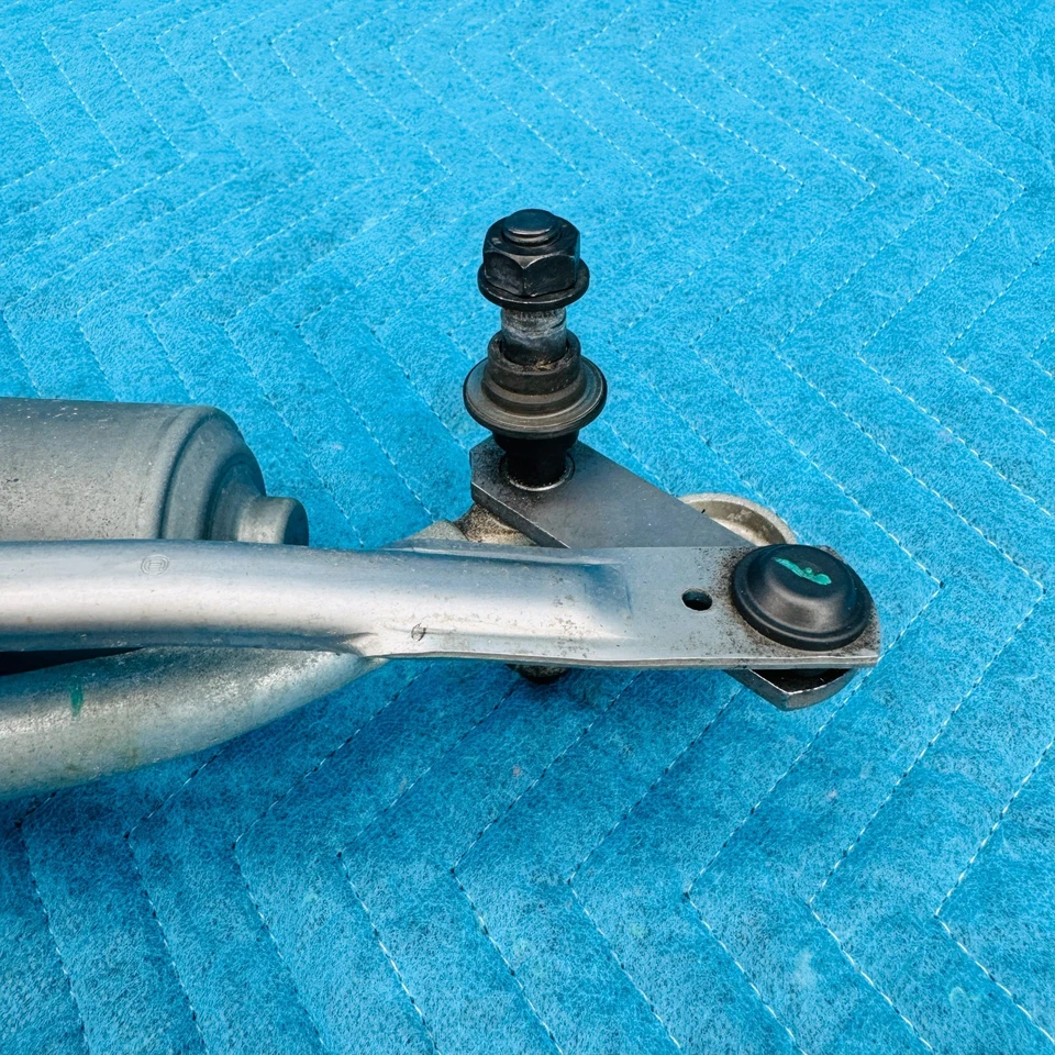 BMW 650i 2012-2017 limpiaparabrisas motor y acoplamiento OEM 7306272 Foto 4 de 4