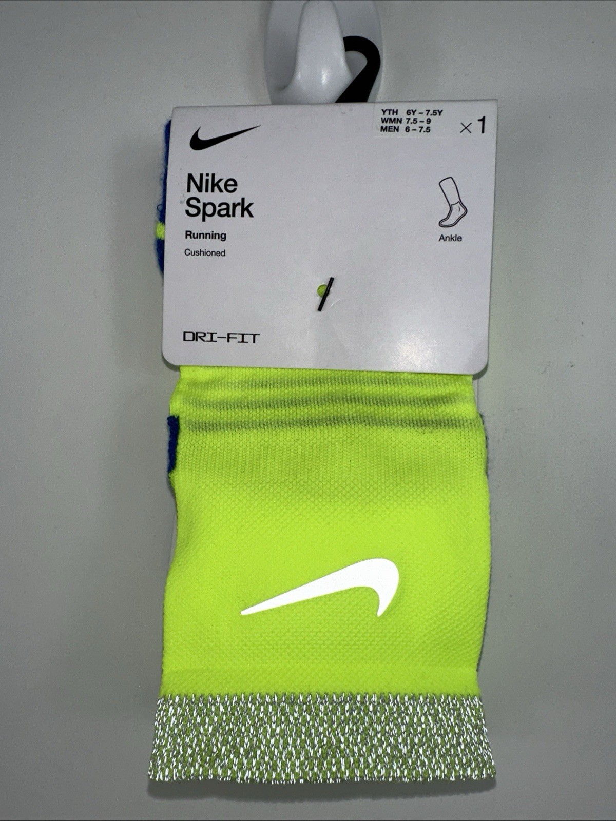 NWT Nike Dri-FIT Medium Spark Cushioned Ankle Volt Running Socks CU7199-703 $20 thumbnail 2