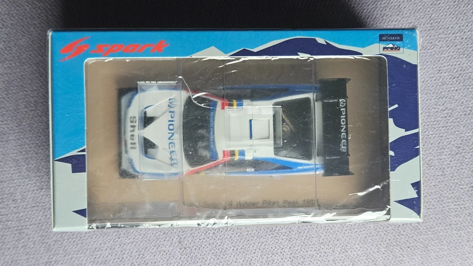  1/43 Peugeot 405 Turbo 16 Winner Pikes Peak 1989 Robby Unser Spark New - Immagine 2 di 2