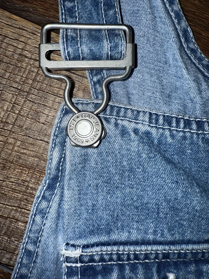 Mono vintage Gap Factory para mujer Y2K 2000 de mezclilla baberos lavado claro mediano Foto 3 de 4