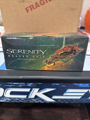 SERENITY Reaver Ship Ornament FIREFLY Statue New in Box by Dark Horse