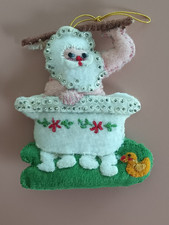 Vintage Felt Sequin Santa Claus Bath Tub Christmas Ornament Hand Made Bucilla