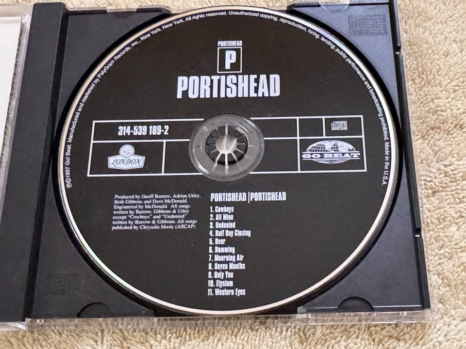 Portishead by Portishead  CD Foto 4 de 4