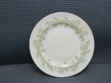 Spode Dinnerware Melanie Pattern Bread  Plate  6 1/4"