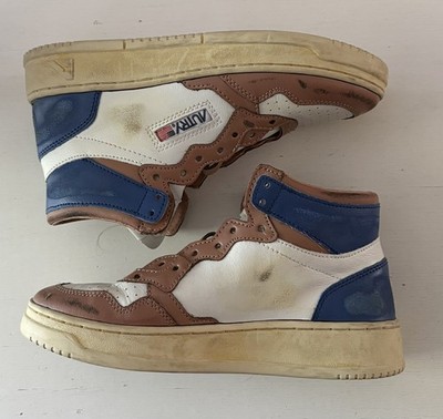 AUTRY  Medalist Mid Super Vintage  Distressed Leather Sneakers SZ 37