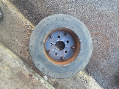 #ad 14X3.5 FRONT DRIVE TIRE 56410135 3800 Nilfisk Advance Rider Floor Scrubber $349.00