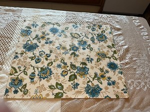 Dollhouse Wallpaper Vintage Floral Colonial Fantasy  1:12 Scale
