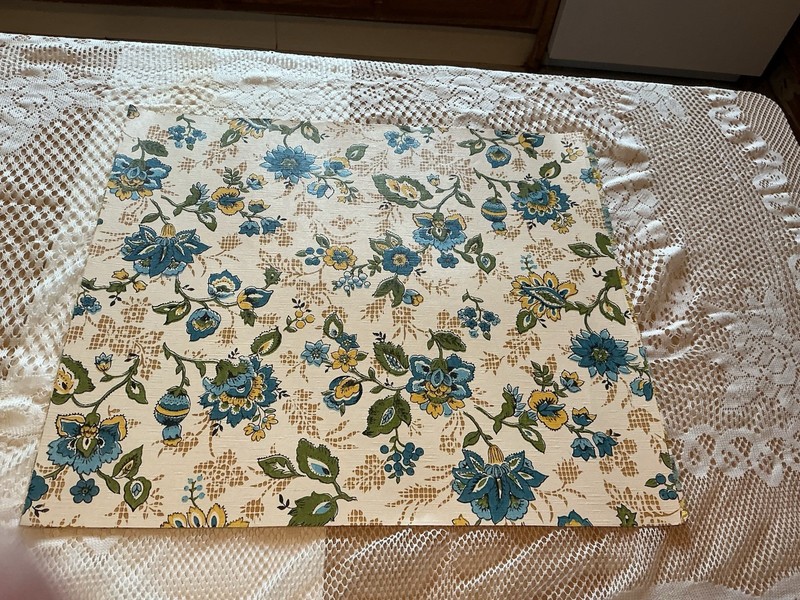 Dollhouse Wallpaper Vintage Floral Colonial Fantasy  1:12 Scale
