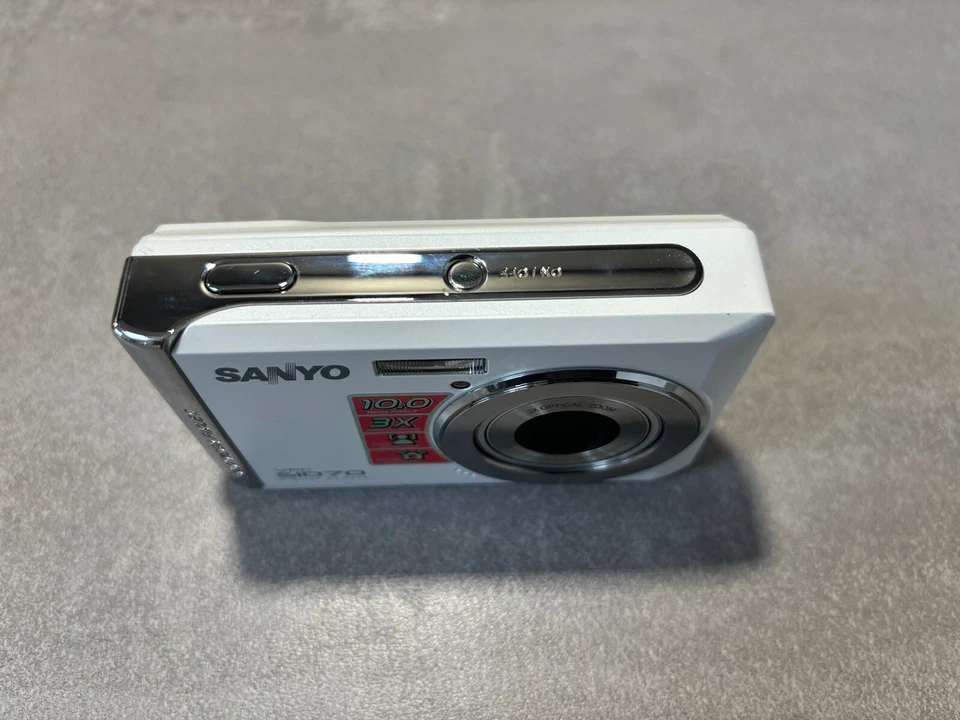 Sanyo VPC-S1070W Digitalkamera Weiß - Bild 2 von 4