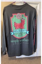 New Simply Southern Dog Long Sleeve T Shirt Size M Gray Pink Bow Tie Logo  NWT