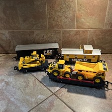 1992 Caterpillar CAT Construction Express Toy Train Set 4Cars Only No Engine