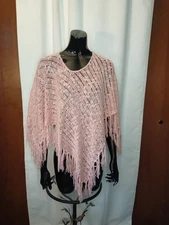 New York And Company Y2K Crochet Poncho OS Pink Open Knit Fringe Dainty Hippie 