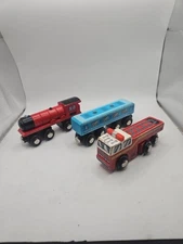 2011 Circo Fire Truck 2013 Red Train Blue Passenger Boxcar Wooden Magnetic Lot 3
