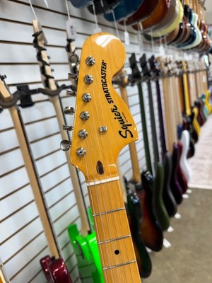 Squier Classic Vibe '70s Stratocaster HSS with Maple Fretboard