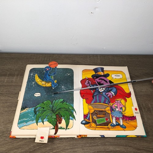 Sesame Street Big Birds Rhyming Book Pop Up Storybook 1979 Vintage Some Damage - Picture 21 of 24