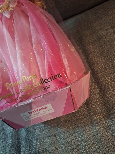 Disney Parks DIAMOND CASTLE COLLECTION Sleeping Beauty AURORA Doll 17" Rare NIB - Picture 4 of 10
